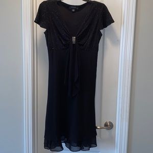 R & M Richards fully lined cocktail dress. Size 8